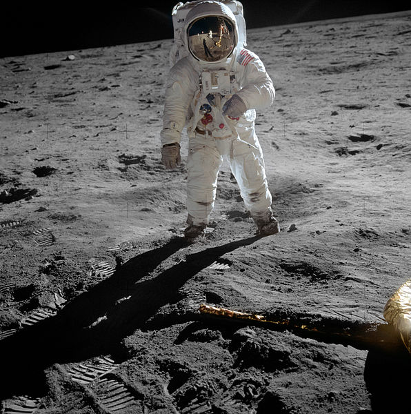 File:596px-Aldrin Apollo 11 original.jpg