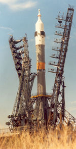 422px-Soyuz rocket ASTP.jpg
